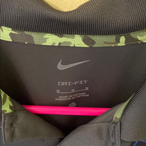 Nike Black Polo Shirt Classic Design - Picture 2 of 6